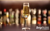 【酒水百科】第32期 葡萄酒扫盲：葡萄酒酒杯分类与基本搭配